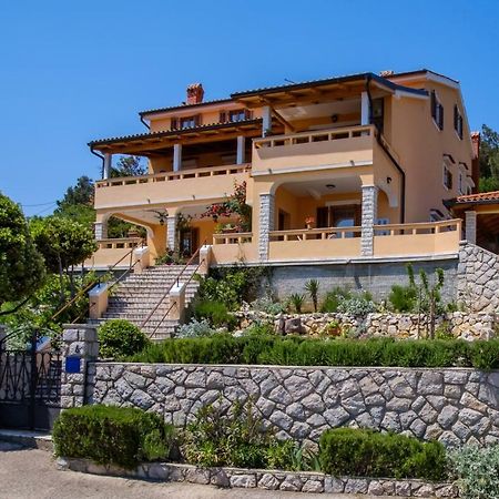 Apartmani Zorica Martinšćica エクステリア 写真