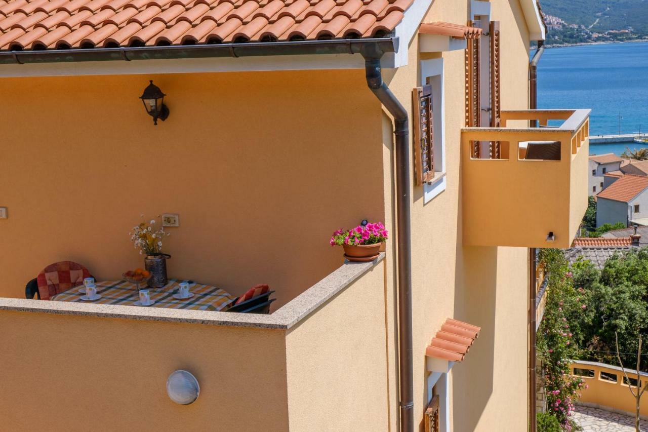 Apartmani Zorica Martinšćica エクステリア 写真