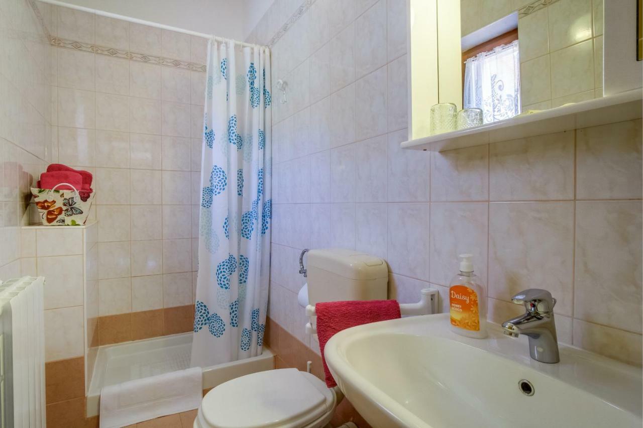 Apartmani Zorica Martinšćica エクステリア 写真